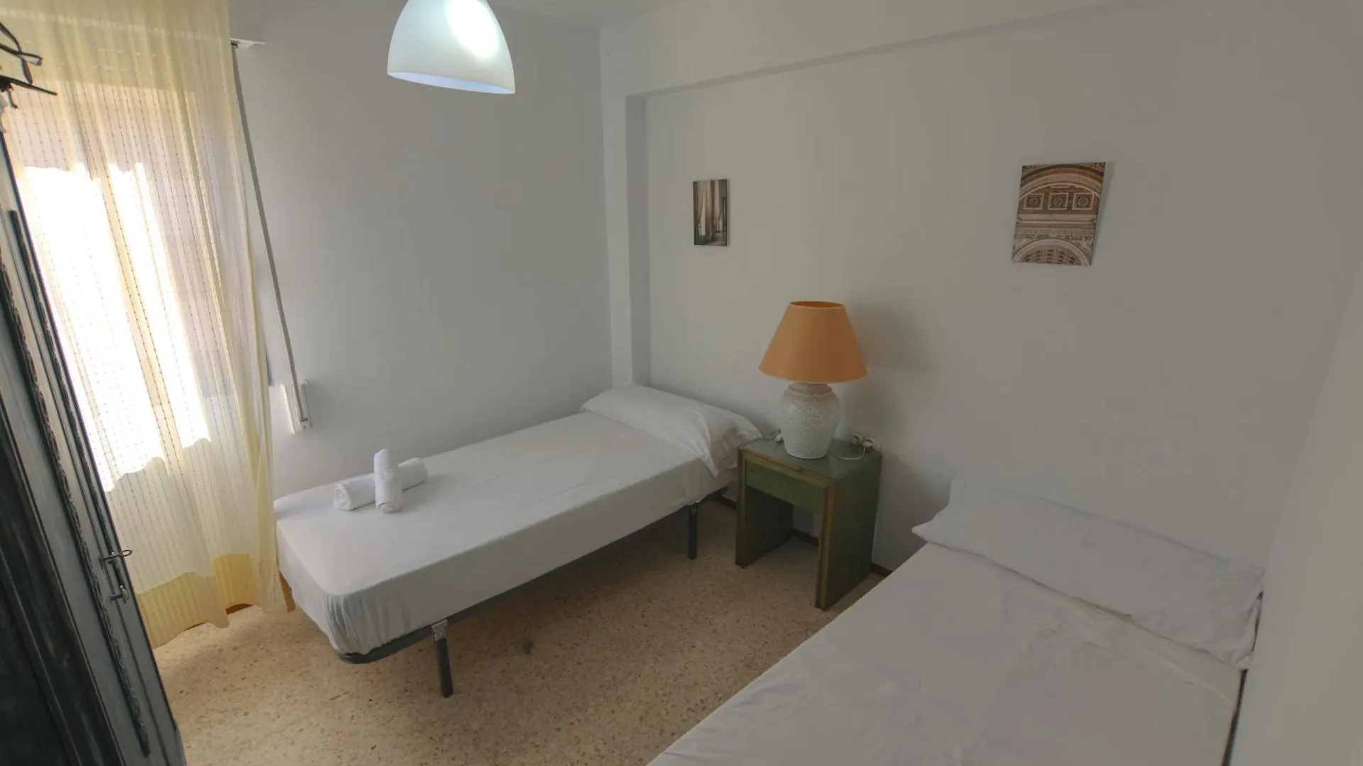Rentalsevilla Luminoso Apartamento 3 Dormitorios Apartment